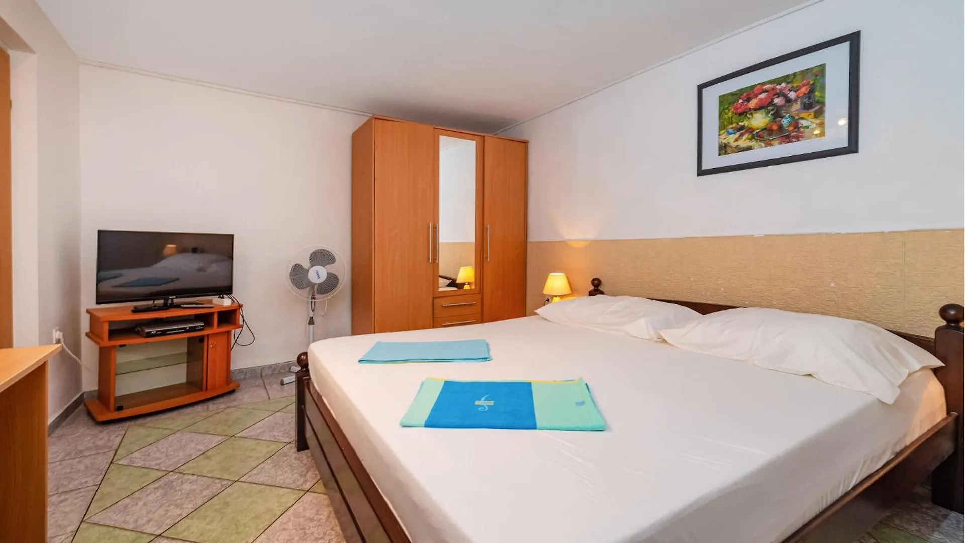 Gorgeous Apartment In Rovanjska With Wifi 0*,  Croatia